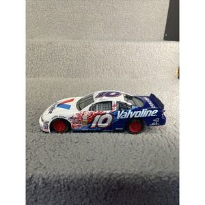 Johnny Benson #10 Valvoline 2001 Pontiac Grand Prix 1/24 Racing Champions Nascar
